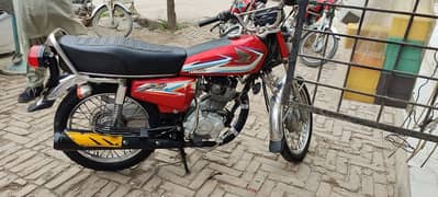 Honda 125 CC. . . 2016 Model