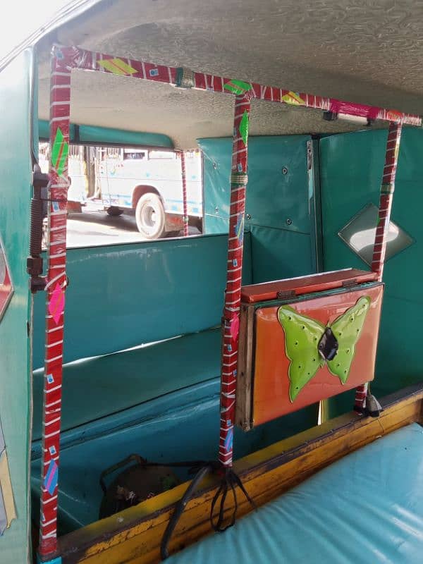 tezraftar Tanga body cng riksha 1