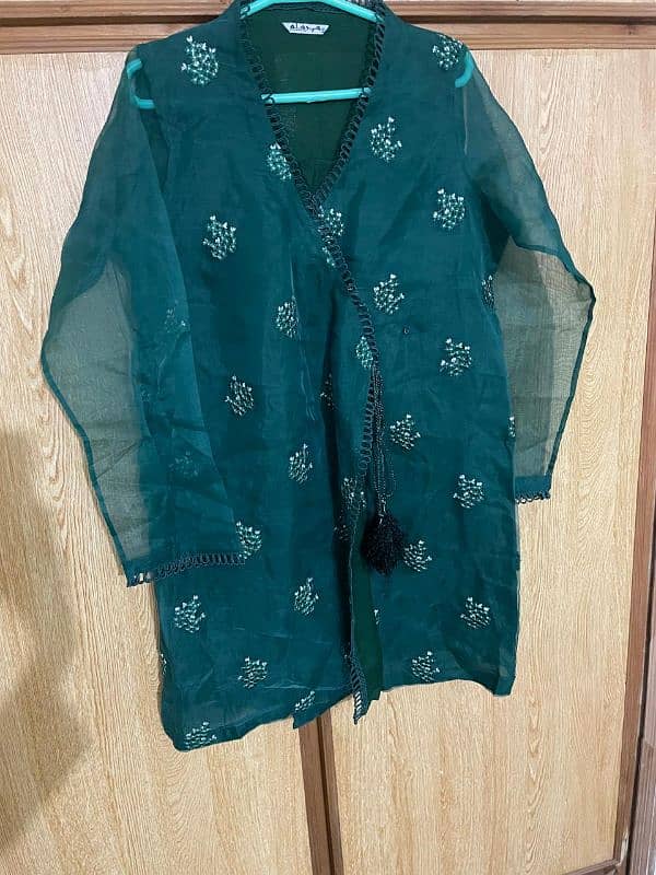 Branded( Mahrmah) Ready to wear three piece stitched suit 0