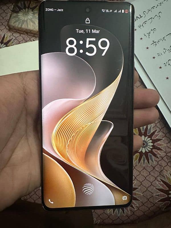 vivo v40e brand new 10/10 condition 9 munth warranty 6