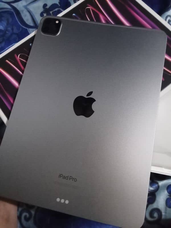 ipad pro M2 full box 128gb 10.10 brend new ha ipad 0