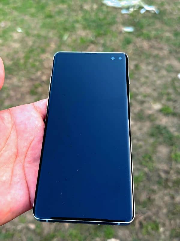 Samsung galaxy S10+ for sale 0