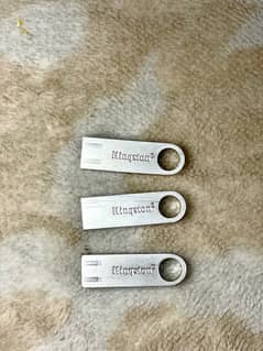 Kingstone USB (32 GB )