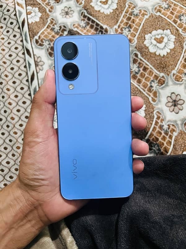 VIVO Y17s 1