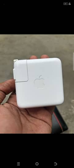 MacBook pro charger ha or cabl mouse