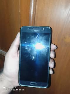 Samsung J7