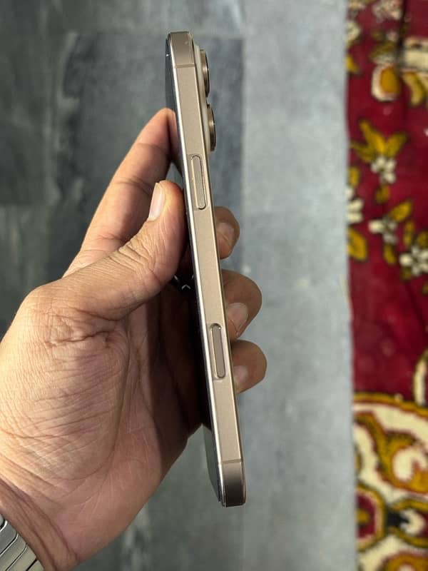 iphone 16 pro max ,256GB , non PTA (jv) 1