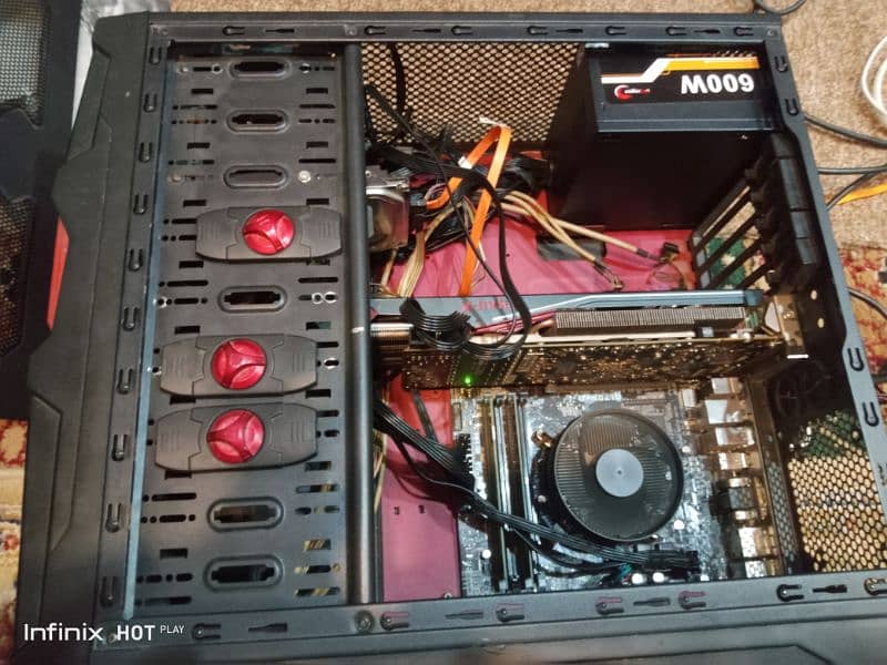 Full Gamming Coustom pc with gpu 1