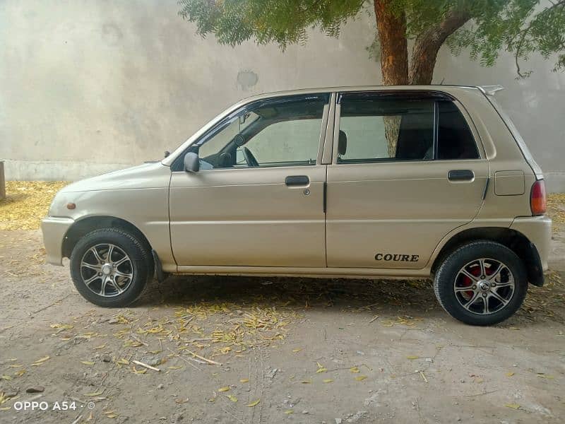 Daihatsu Cuore 2010 1