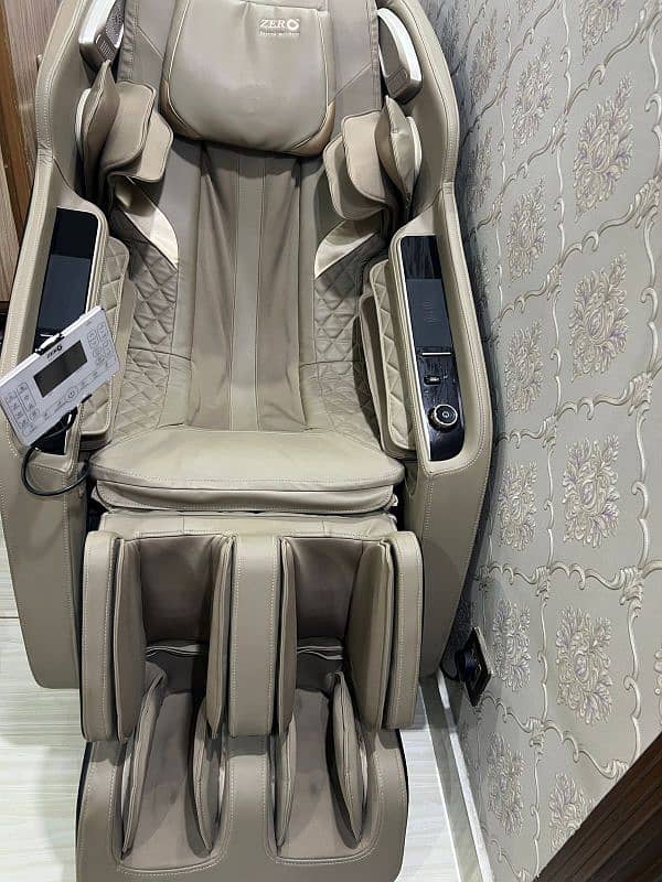 Luxury massage chair 1