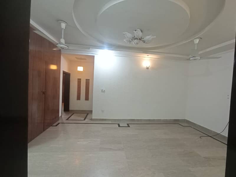 10 MARLA UPPER PORTION FOR SUI GAS HOUSING SOCIETY NEAR MASJID MARKET PARK 1