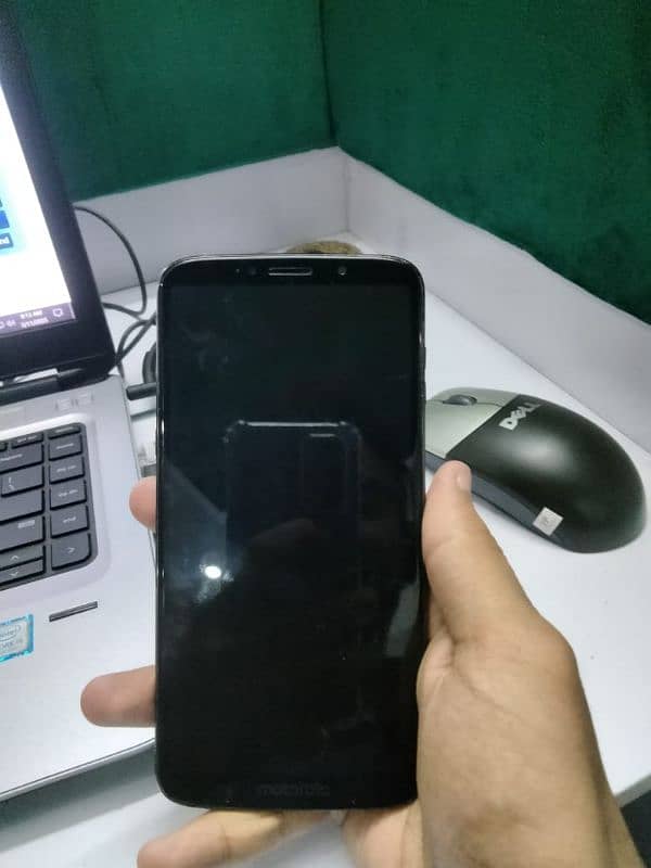 Moto Z3 10 by 10 3