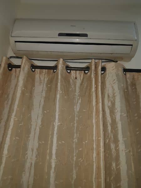 Split Air Conditioner ( its not invertor ) 2