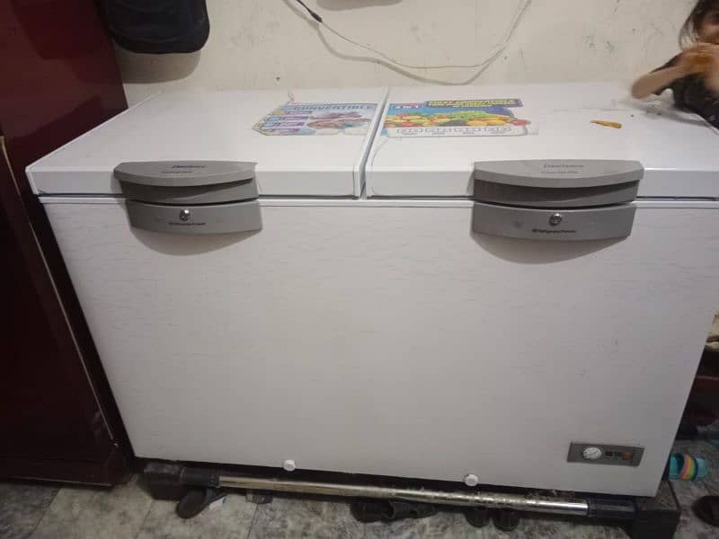 15 days used Dawlance Double Door white coloure convertible 2