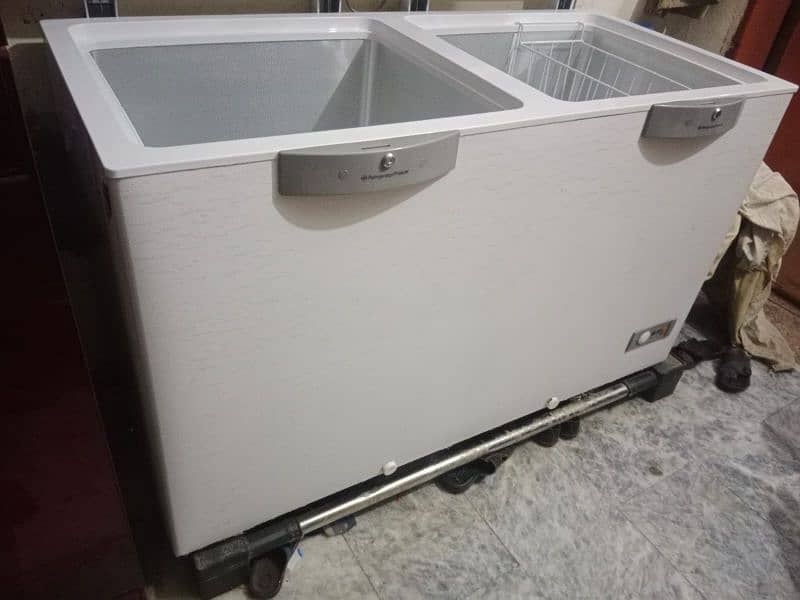 15 days used Dawlance Double Door white coloure convertible 6