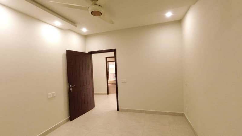 2 Bed Luxury Apartment Available. For Sale In Zarkon Heights G-15 Islamabad. 9