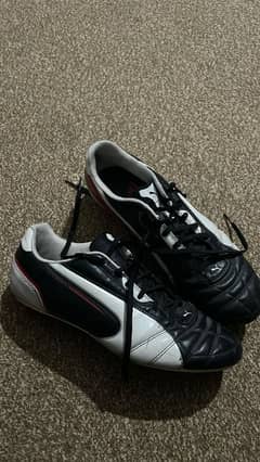 PUMA UNIVERSAL FG (FIRM GROUND) FOOTBALL STUDDS