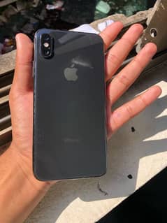 i phone xs urgent sale