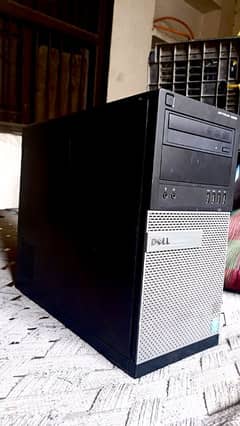 Dell Pc i5 4th , 8gb ram, 250gb hard, 128gb ssd