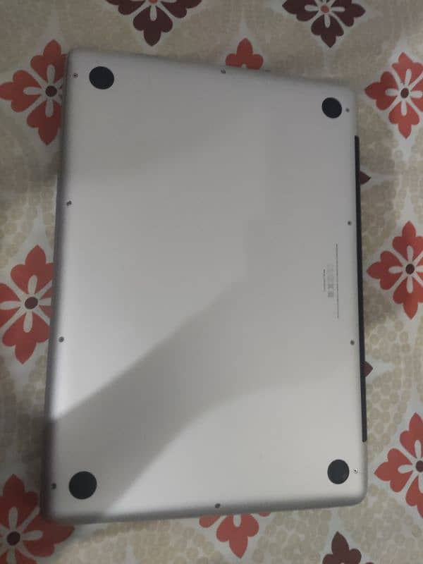 MacBook pro 2012 mid edition 5