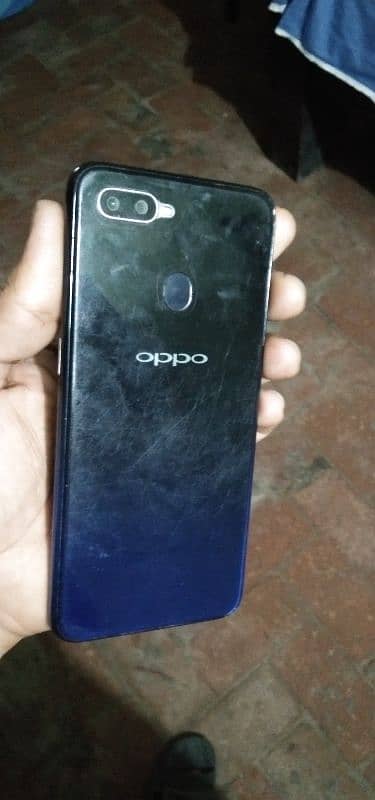 Oppo F9 4 64 1