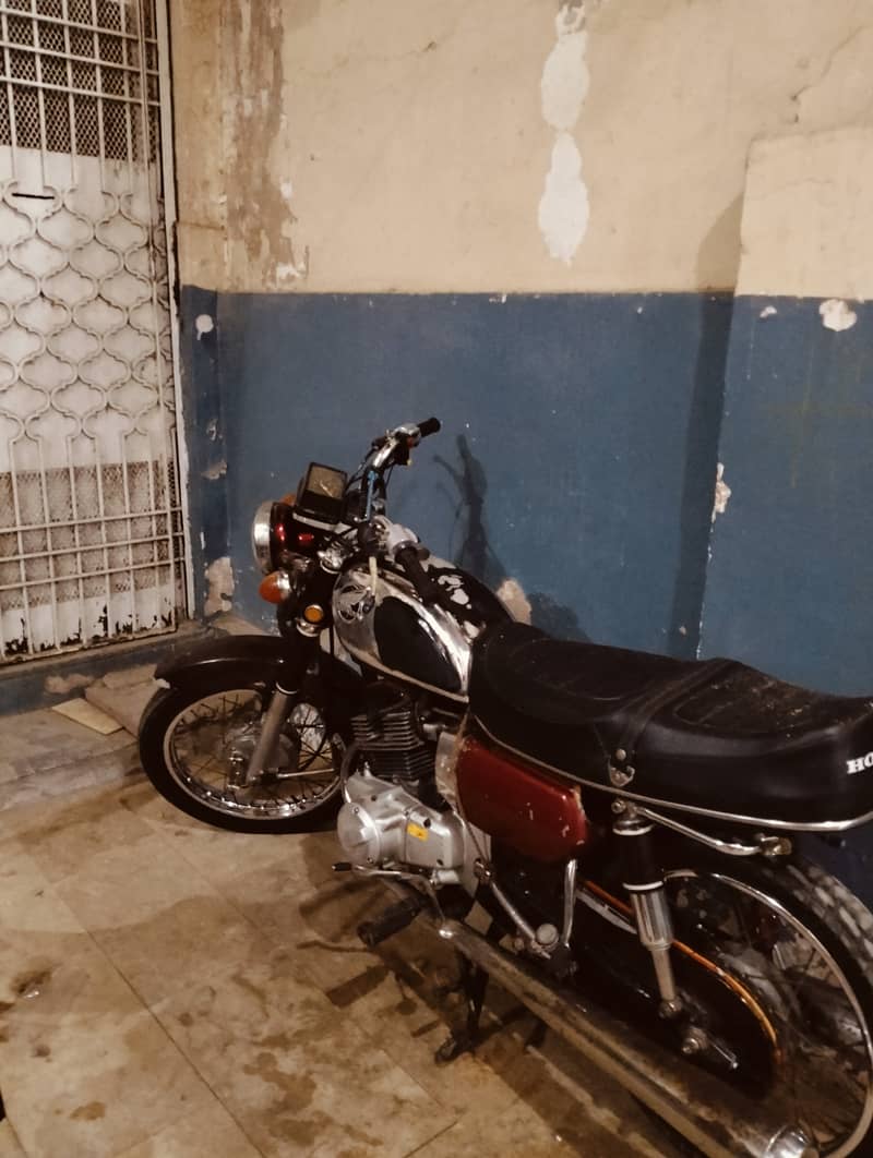 Honda CD 200 1981 0