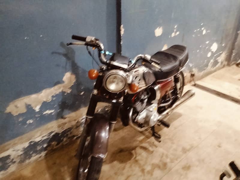 Honda CD 200 1981 6