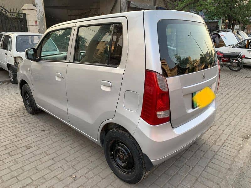 Suzuki Wagon R 2017 4