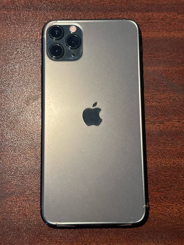 iphone 11 pro max 64gb PTA Approved 1