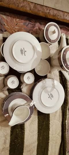 Wedgewood Brand New 61 Pcs Dinner Set 8 Persons