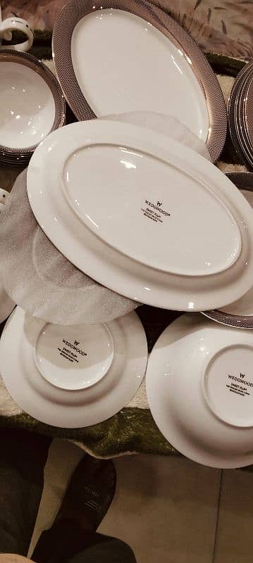 Wedgewood Brand New 61 Pcs Dinner Set 8 Persons 5