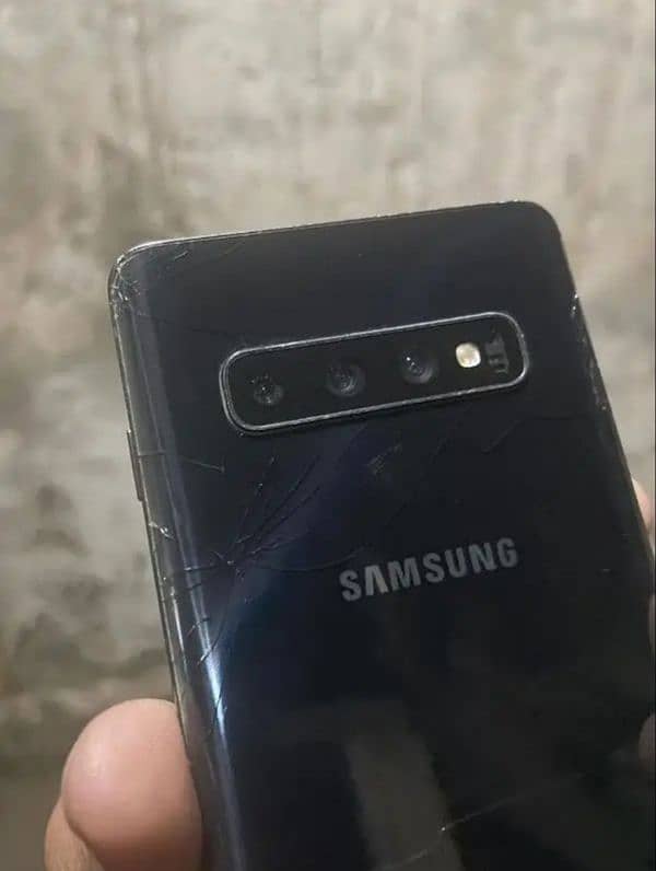 Samsung s10 exchange possible with iPhone x 5