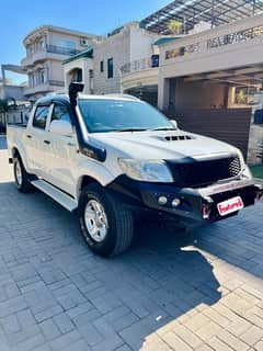 Toyota Hilux 2013