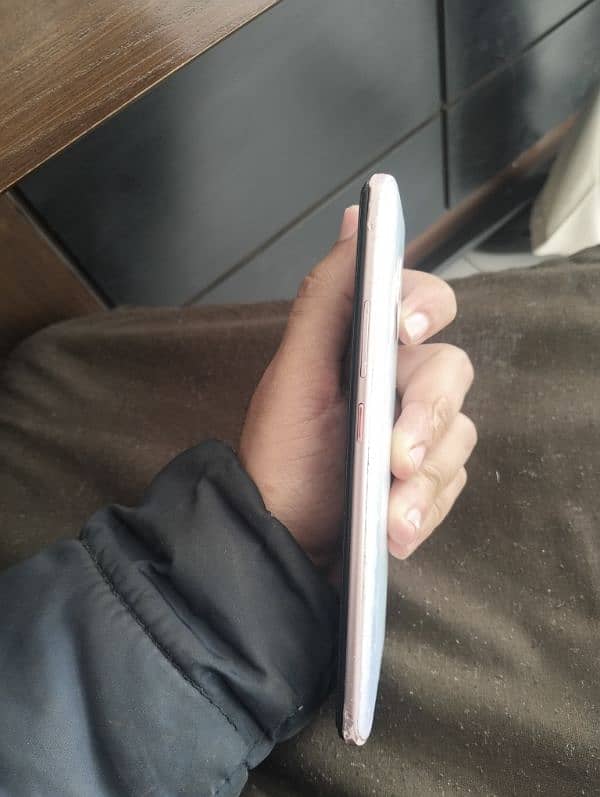 vivo y51 4/128 tore sale 4