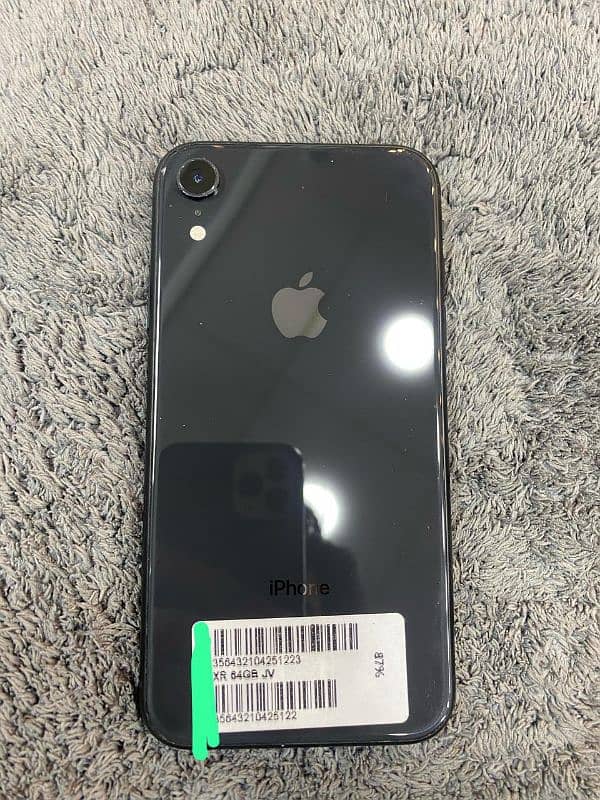 iphone xr 64gb 87 health waterpack 10/10 condition 1