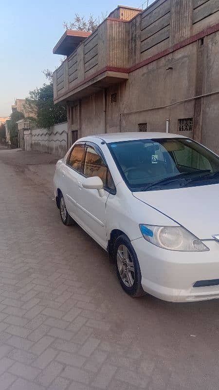 Honda City White 2004 Exchange Or Sell 0