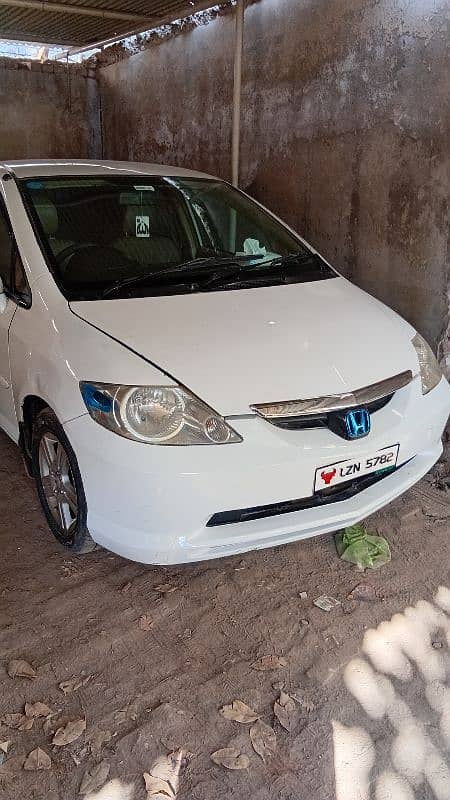 Honda City White 2004 Exchange Or Sell 6