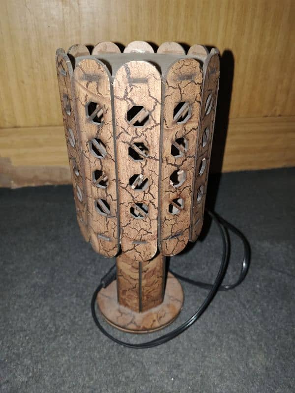 lightning lamp 0