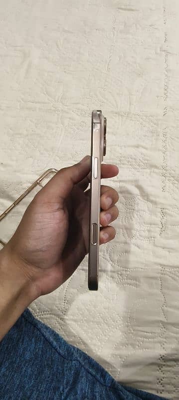 Iphone 16 pro max LLA model 2