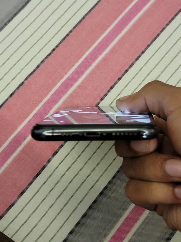 iphone 11 pro for sale 4