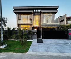 1 Kanal Worth Seeing Lower Portion On Top Location For Rent In DHA Phase 6 Lahore