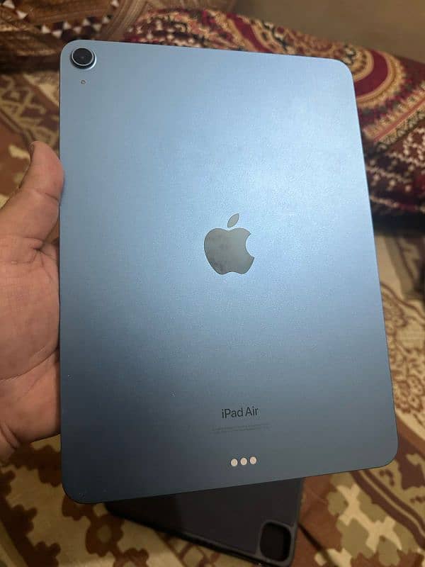 Ipad Air 5th generation M1 11 inch 64 gb 3