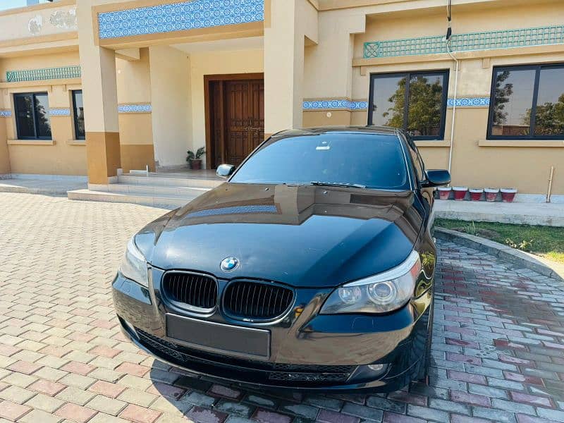 BMW 5 Series 2004 11