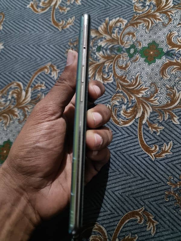 Oppo Reno 5 1