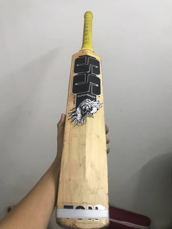 Bat for sale fully knocked 1