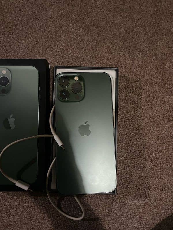 Iphone 13pro max 256GB 7