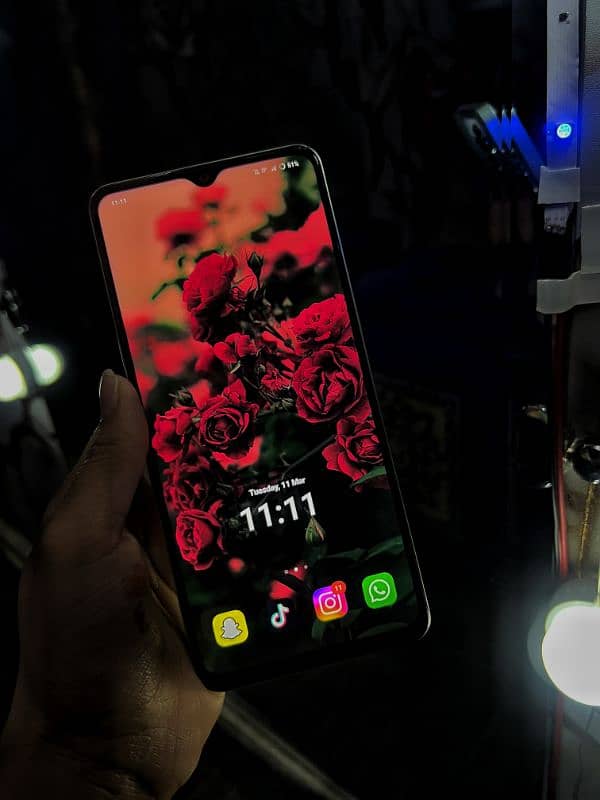 Vivo Y27s 8