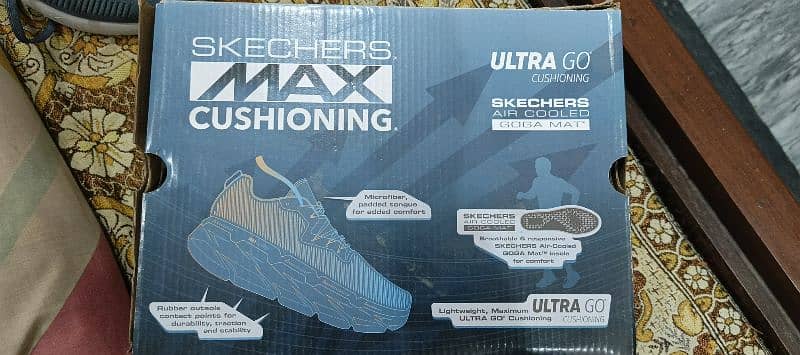 Skechers UltraGo cushioning light weight 2