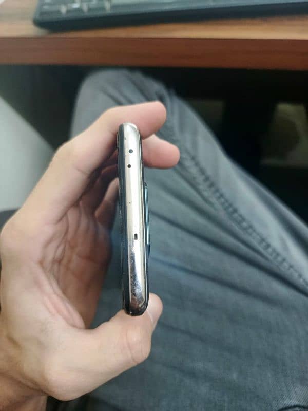 Xiaomi Poco X3 pro 4