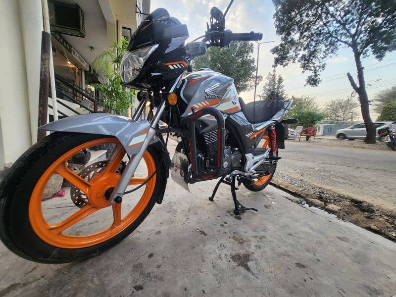 Honda cb 150f fro sale in Valencia Town lahore 0